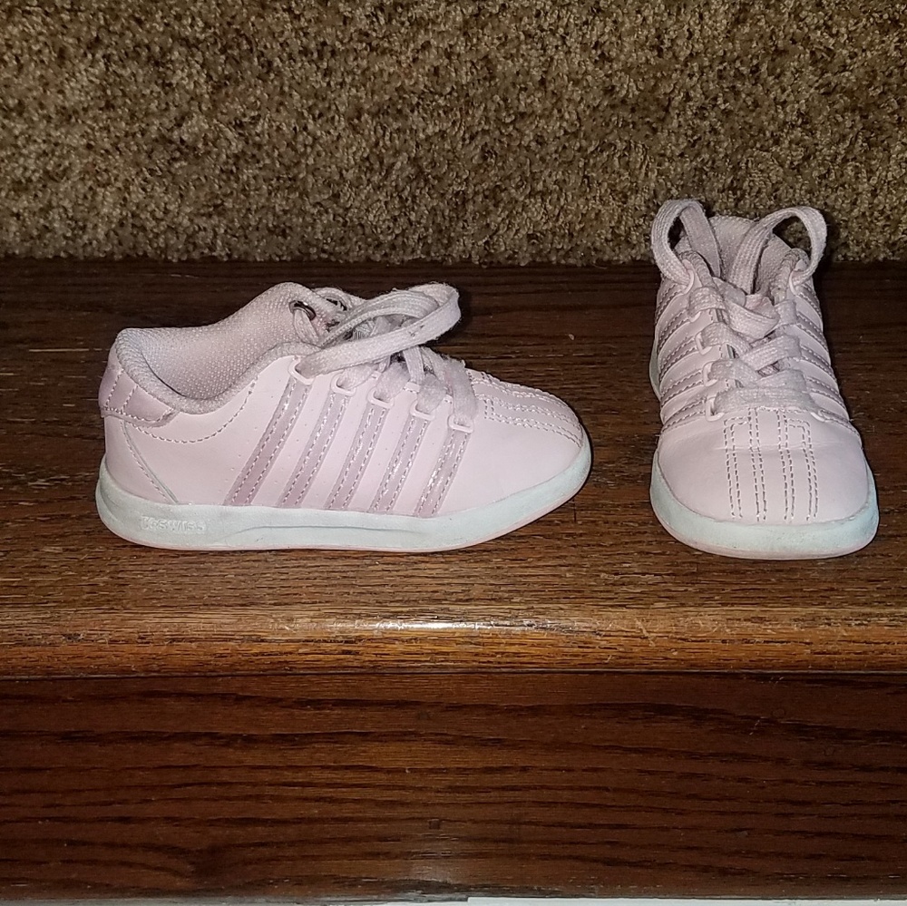 Toddler sneakers